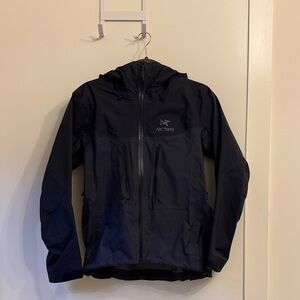 Arcteryx Alpha Jacket — Black Sapphire Women’s XS
